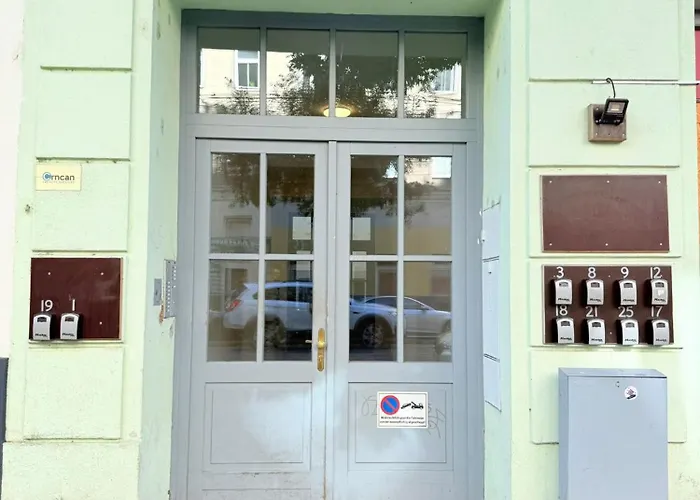 Apartment Gesamte Fuer 4 18 Vienna